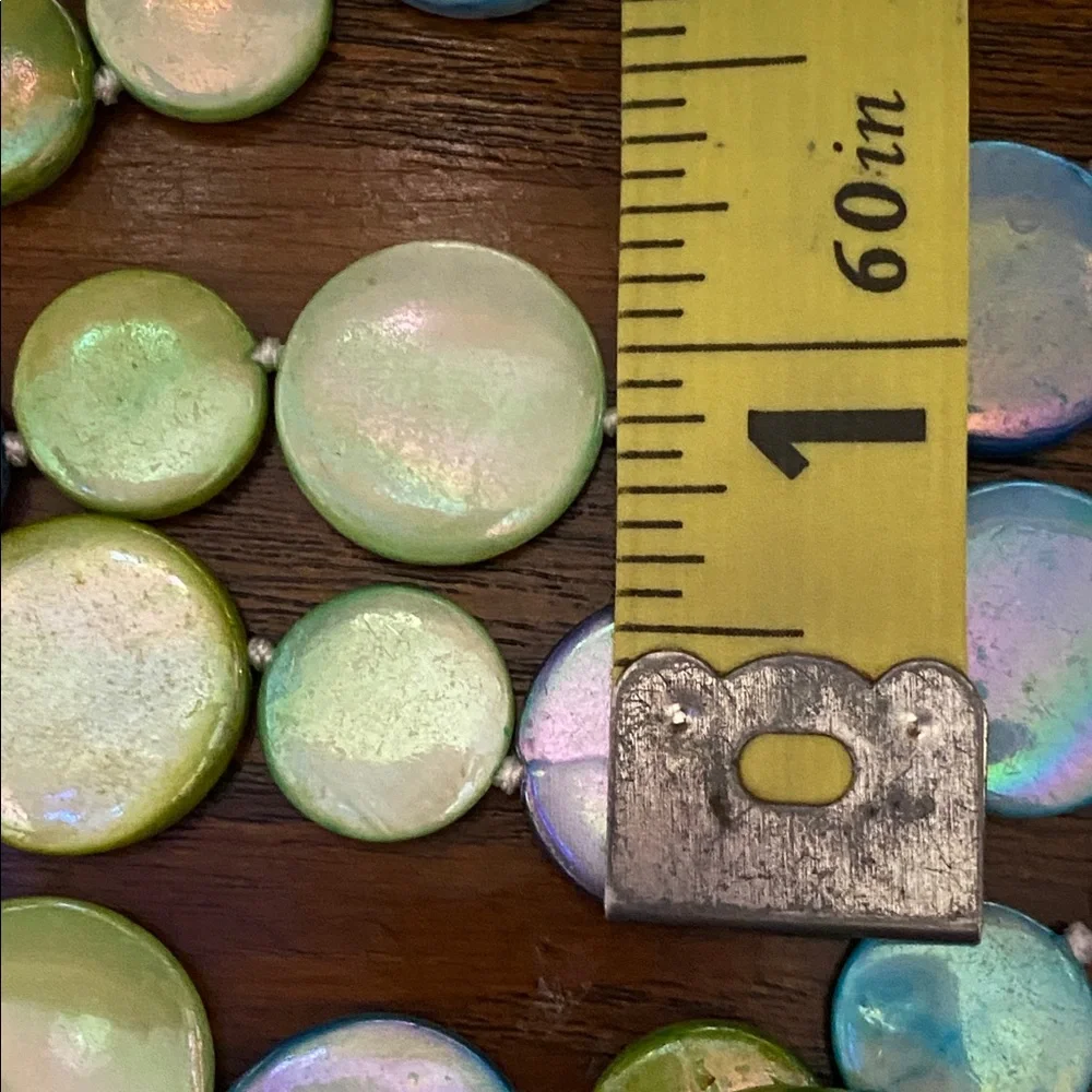 6 strand blue green purple mother of Pearl shell disc necklace - Picture 9 of 11